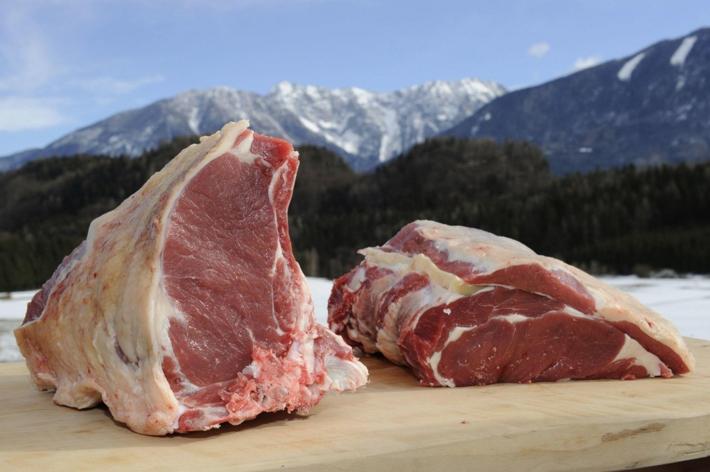 Frischfleisch vom Angus-Rind vom Petekhof
