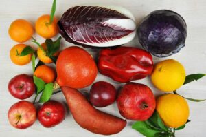 Rote Gemüse Obst Box