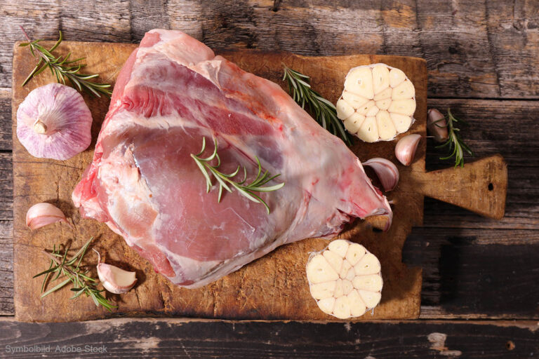 Lammschlögel ausgelöst