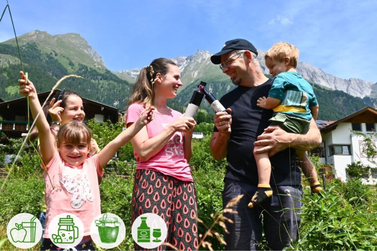 Petra und Alois Berger aus Virgen im Virgental produzieren unter dem Namen "Beerig Guat" Köstlichkeiten aus Beeren